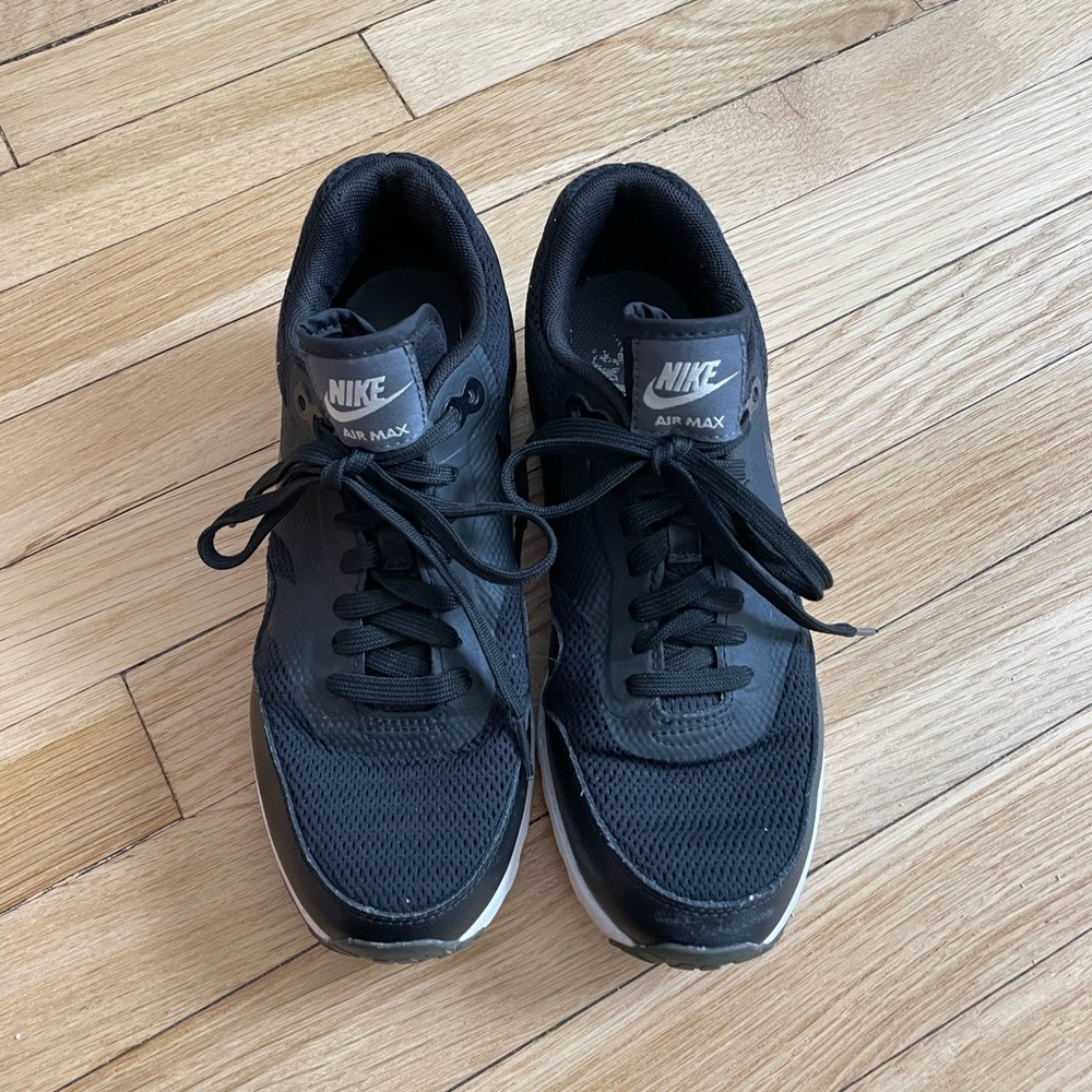 Nike Air Max Sneakers - Picture 2 of 9
